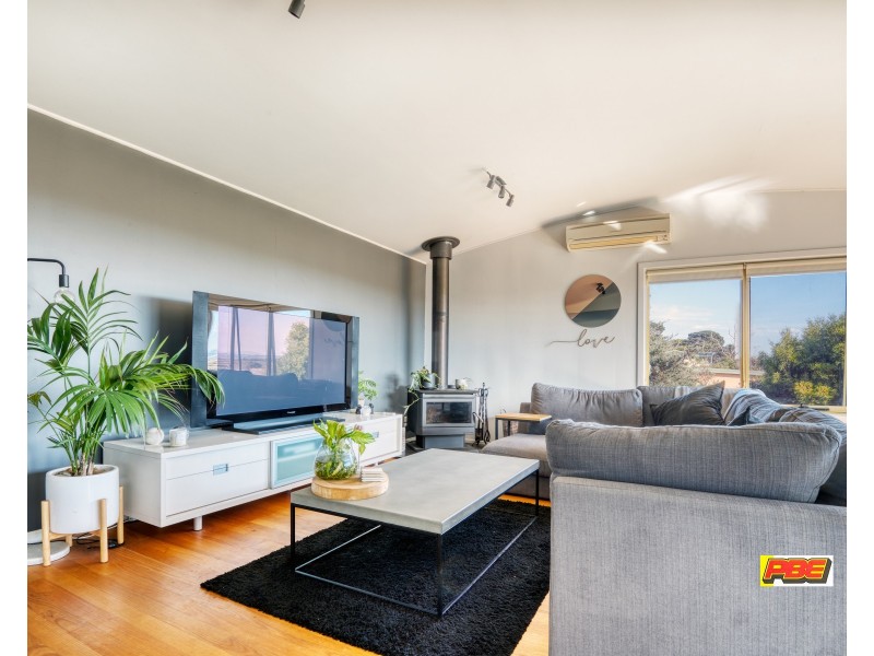 33 FISHERMANS ROAD, Venus Bay VIC 3956