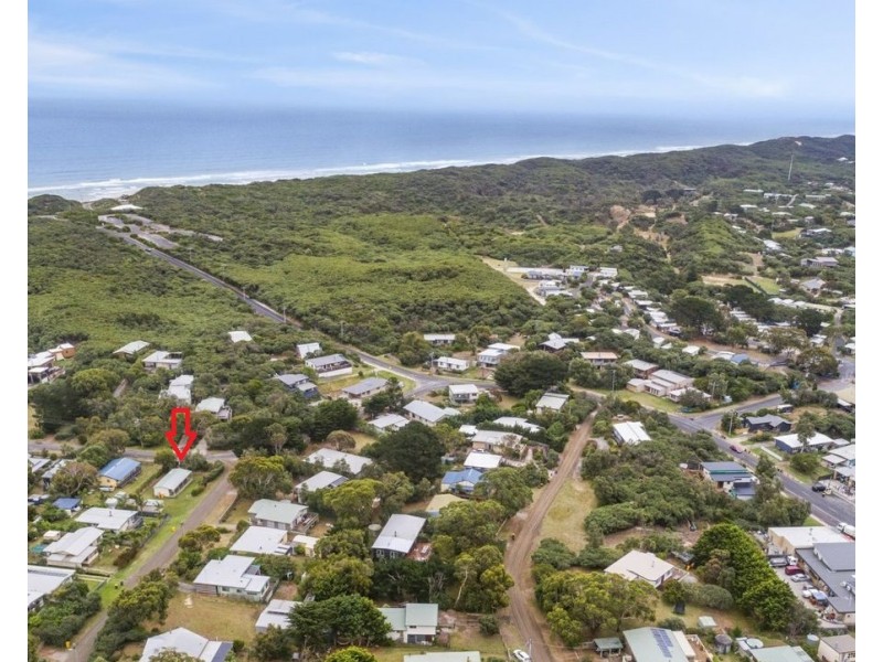 90 JUPITER BOULEVARD, Venus Bay VIC 3956