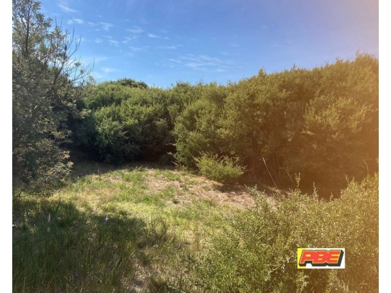 74 CANTERBURY ROAD, Venus Bay VIC 3956