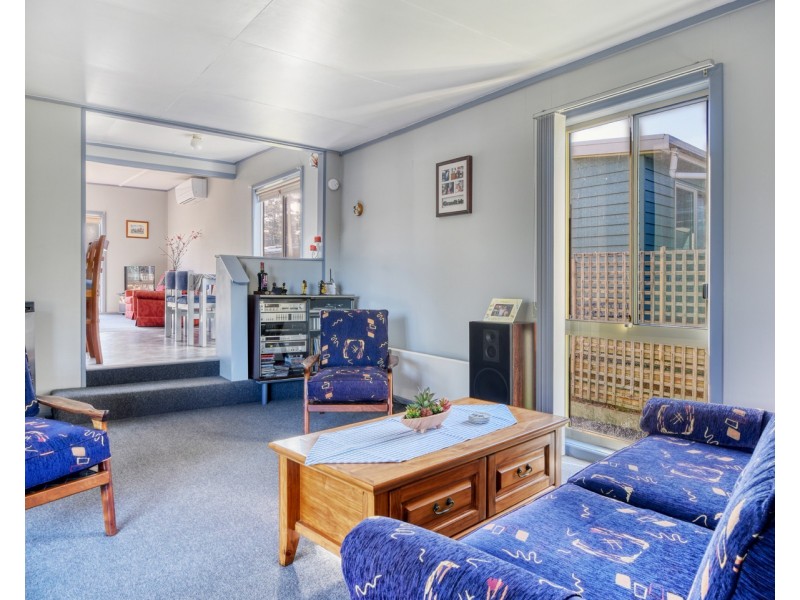 126 JUPITER BOULEVARD, Venus Bay VIC 3956
