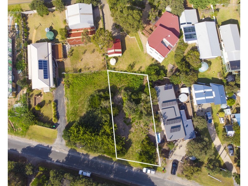 11.. CANTERBURY ROAD, Venus Bay VIC 3956
