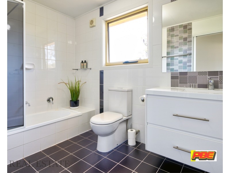 33. FISHERMANS ROAD, Venus Bay VIC 3956