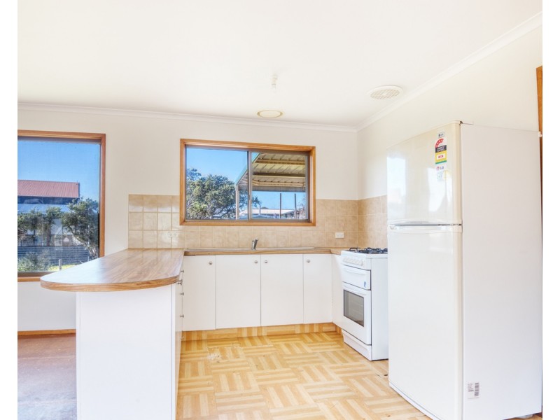 6 LOUIS ROAD, Venus Bay VIC 3956