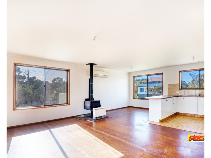 6 LOUIS ROAD, Venus Bay VIC 3956
