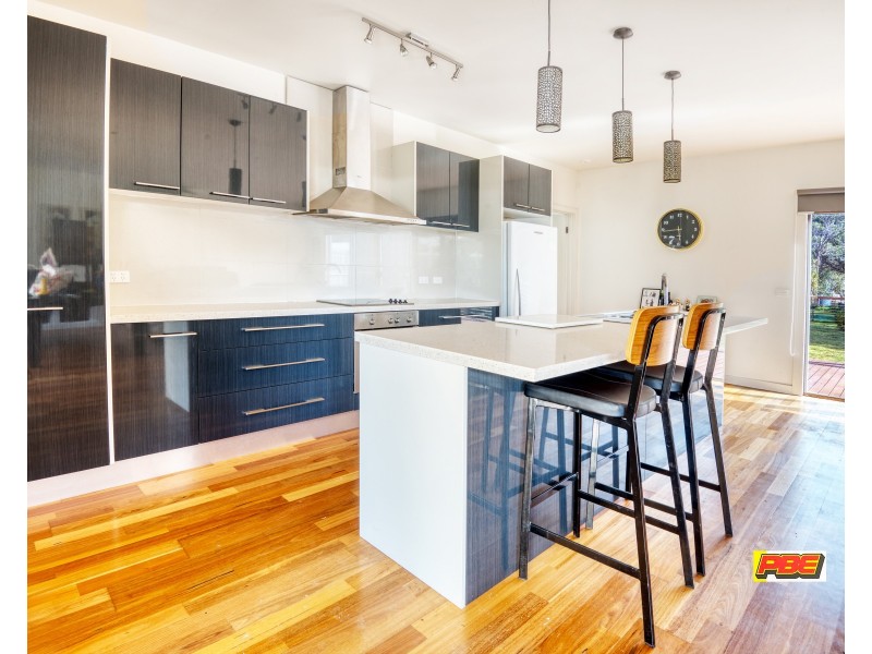 10 ECHO STREET, Venus Bay VIC 3956