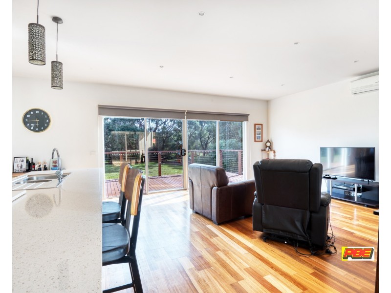 10 ECHO STREET, Venus Bay VIC 3956