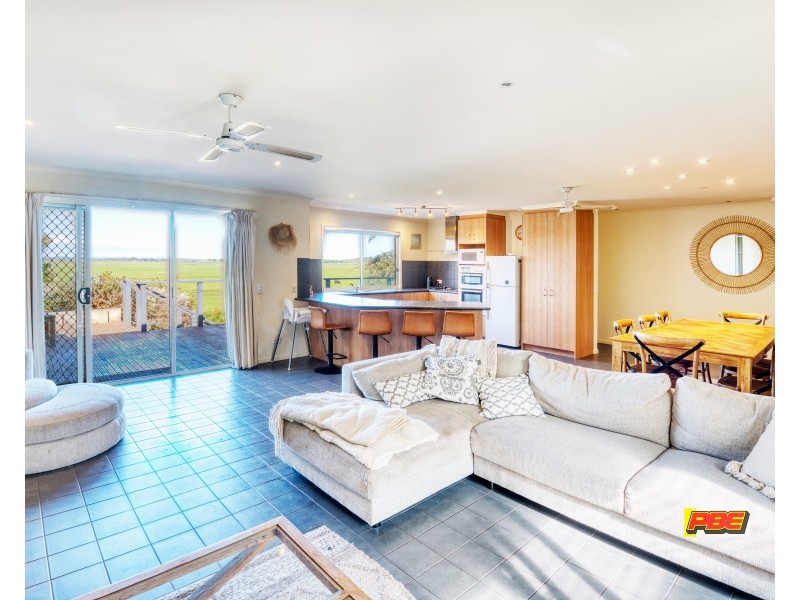 30 PLUTO DRIVE, Venus Bay VIC 3956