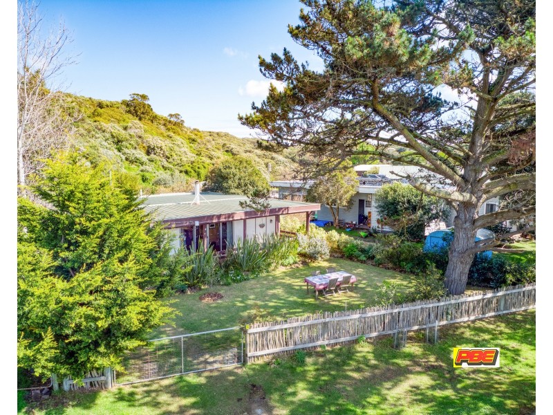 6 PARIS CRESCENT, Venus Bay VIC 3956