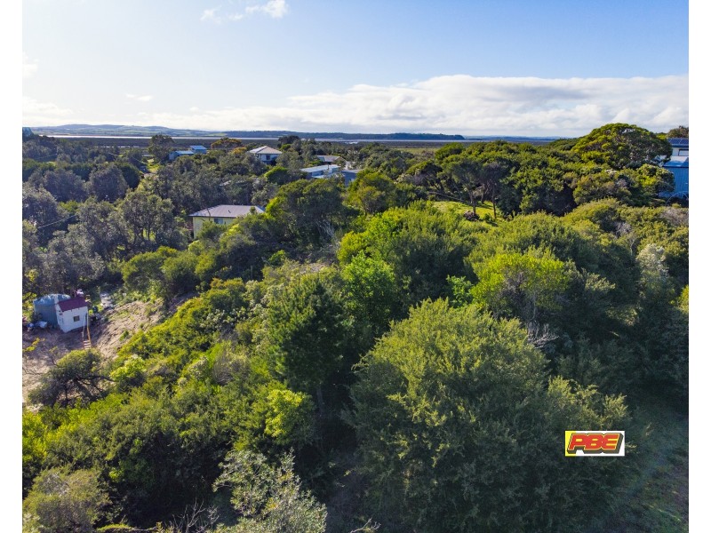 12.. ALFRED CRESCENT, Venus Bay VIC 3956