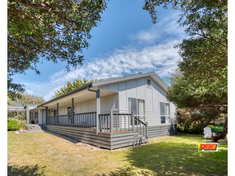 32 LOUIS ROAD, Venus Bay VIC 3956
