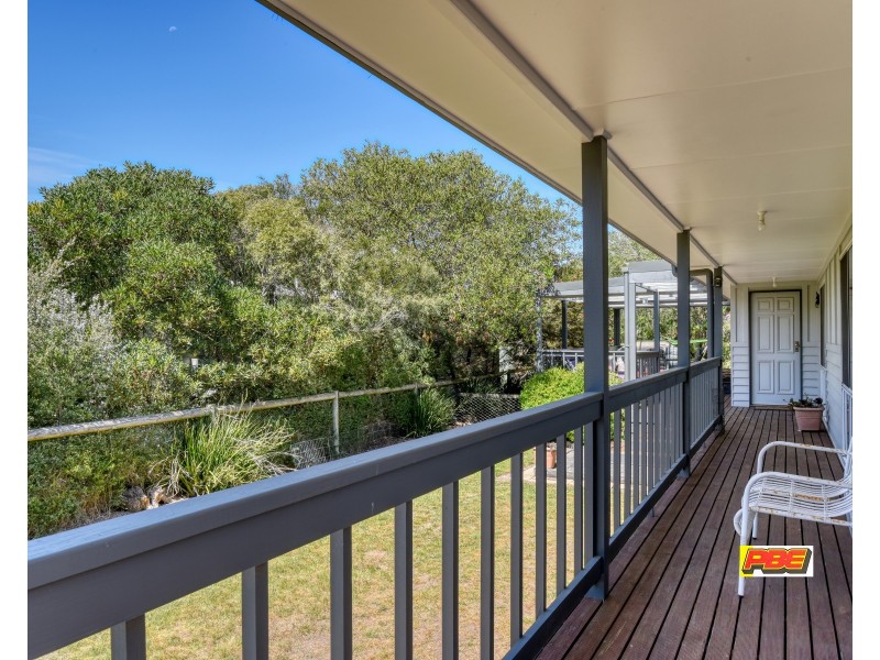 32 LOUIS ROAD, Venus Bay VIC 3956