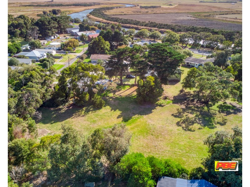 1-3 School Road, Tarwin Lower VIC 3956