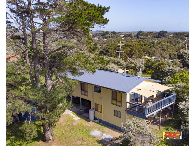 10 Outlook Drive, Venus Bay VIC 3956