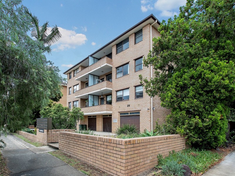 8/25 Gannon Avenue, Dolls Point NSW 2219