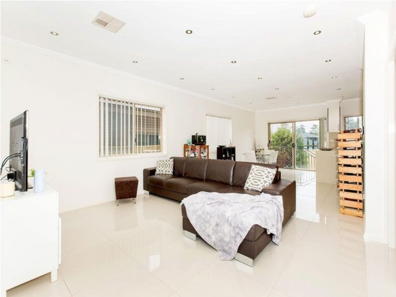 4/61 Marco Avenue, Revesby NSW 2212