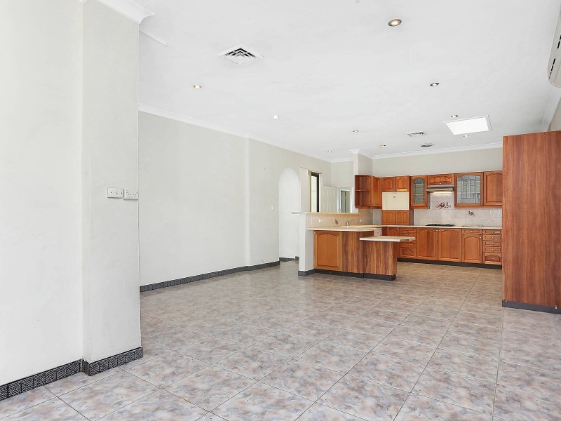 47 Isaac Street, Peakhurst NSW 2210