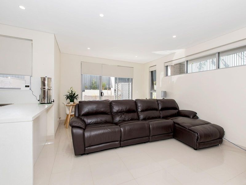 3/61-65 Trafalgar Street, Peakhurst NSW 2210