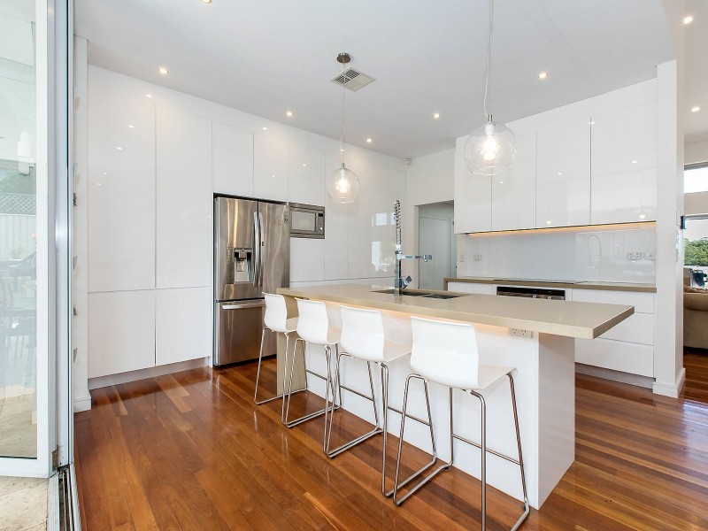 12 Duggan Crescent, Connells Point NSW 2221