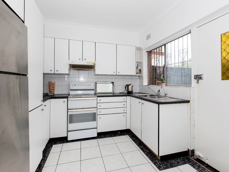 4/15 Parry Avenue, Narwee NSW 2209