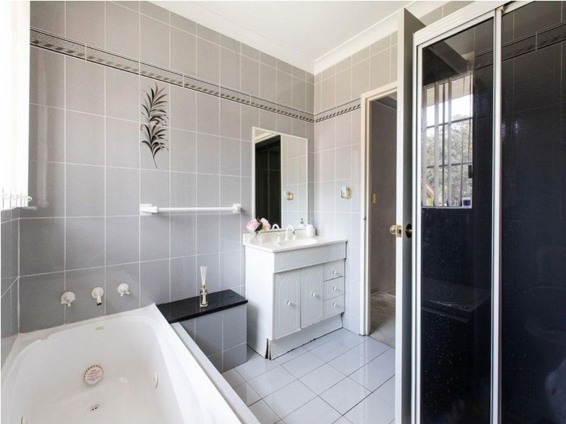 2/14 Taylor Close, Miranda NSW 2228