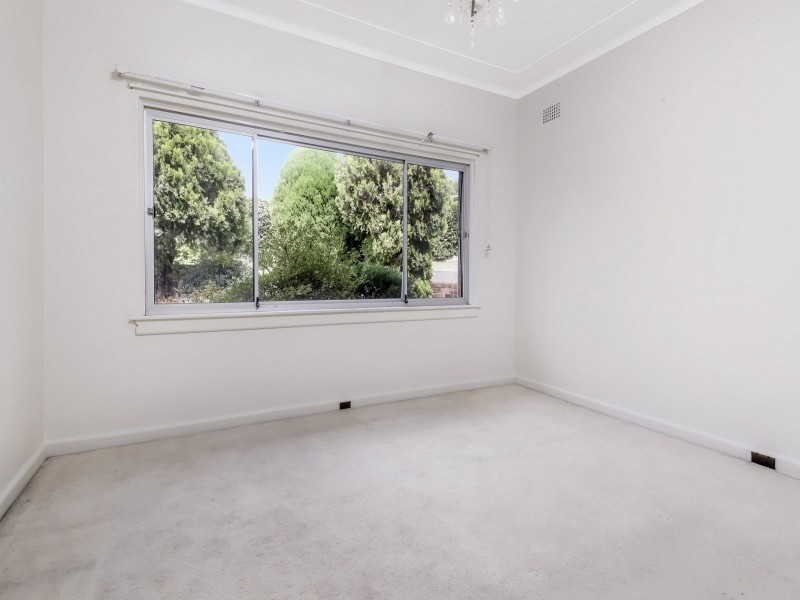 17 Queens Road, Connells Point NSW 2221