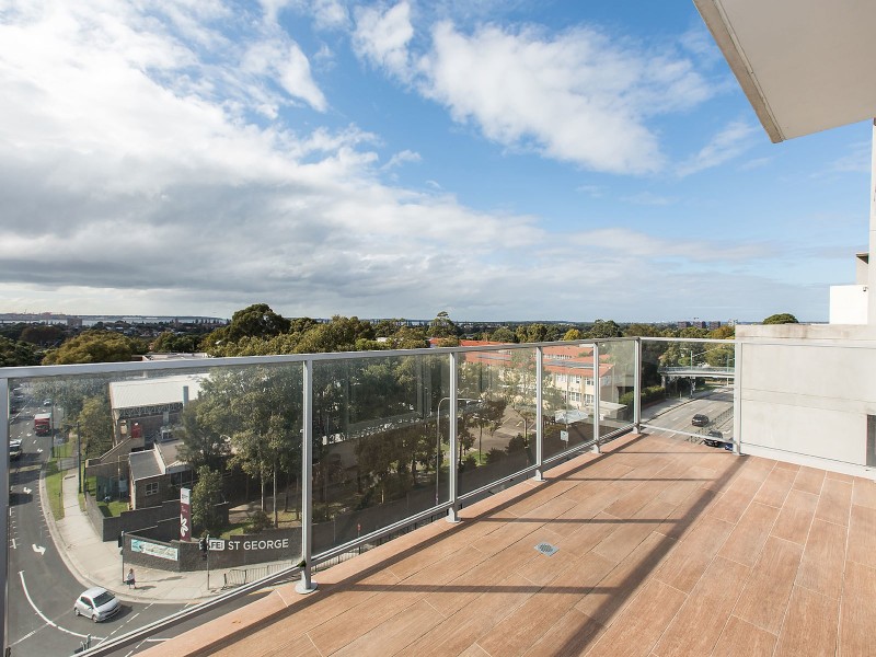 606/79-87 Princes Highway, Kogarah NSW 2217