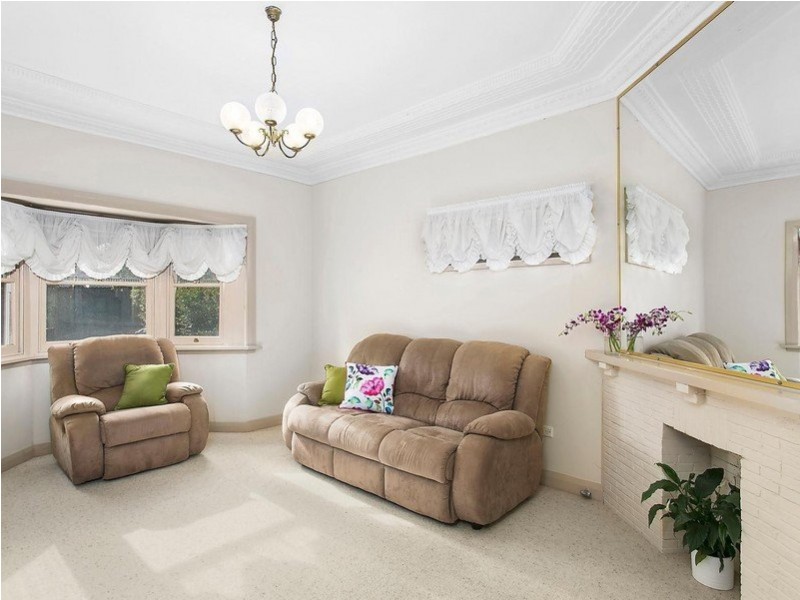 19 Walter Street, Mortdale NSW 2223