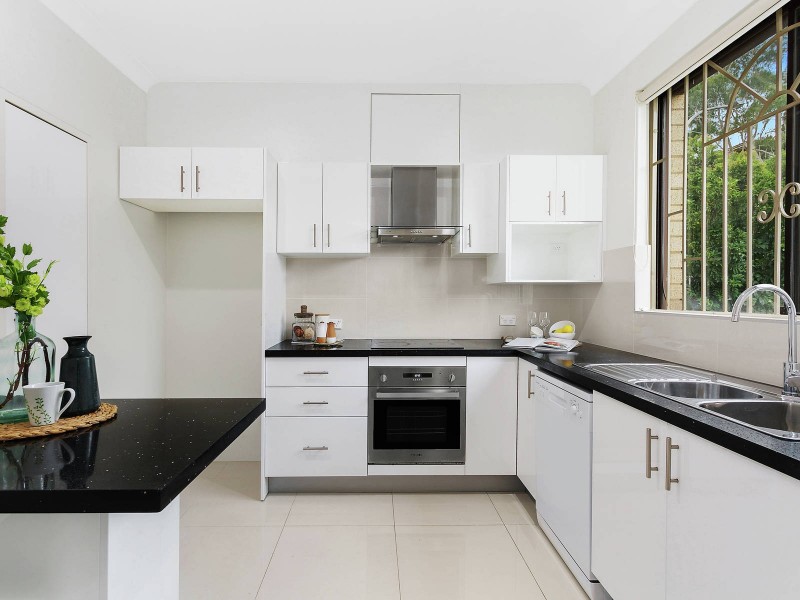 3/13-15 Winchester Street, Carlton NSW 2218