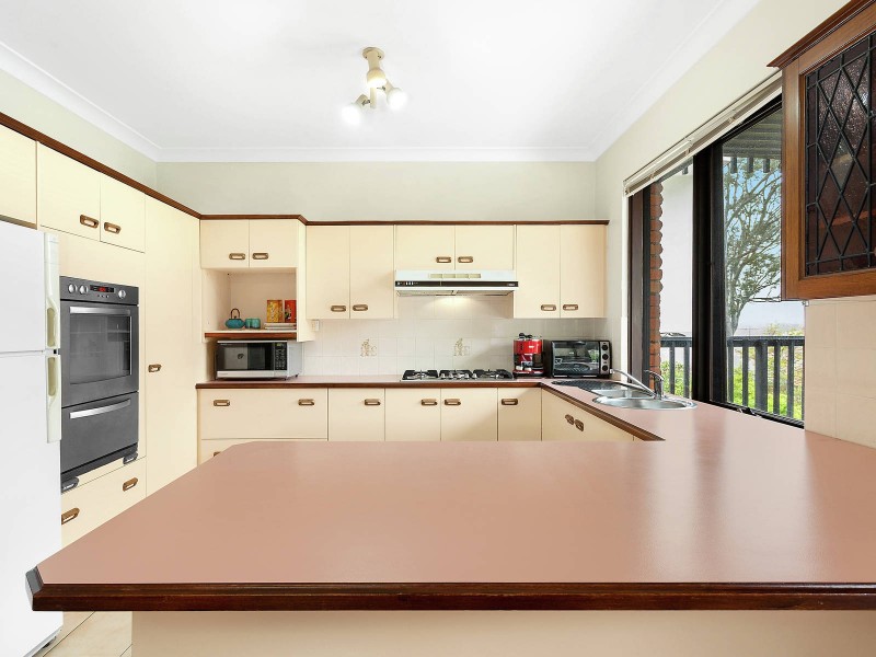 126 Lugarno Parade, Lugarno NSW 2210