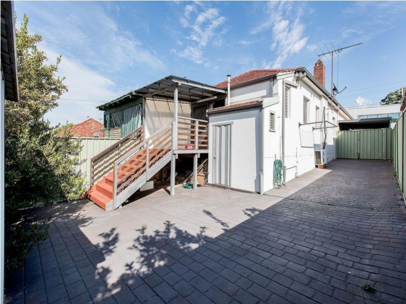 24 Rocky Point Road, Kogarah NSW 2217