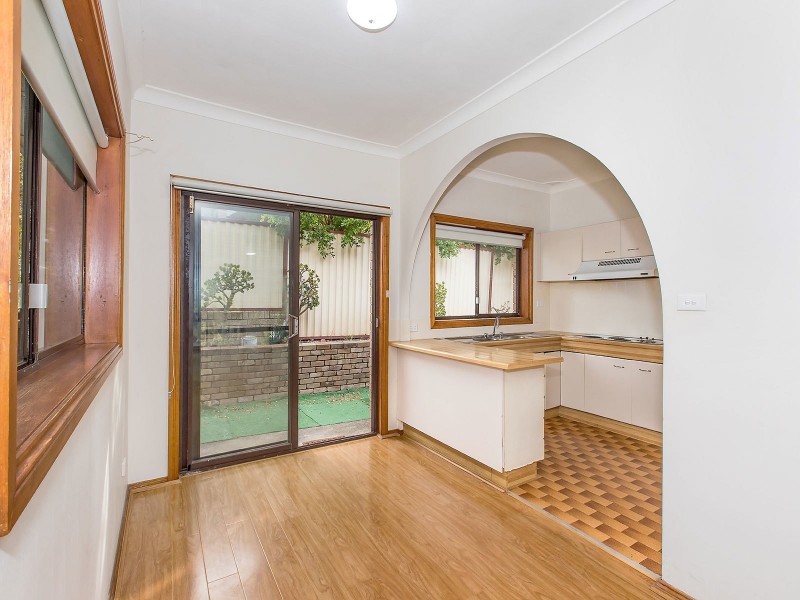 1/6 Arthur Street, Bexley NSW 2207