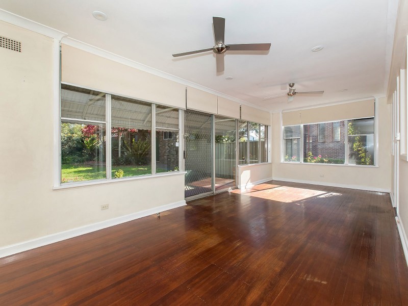 325 Rocky Point Road, Sans Souci NSW 2219