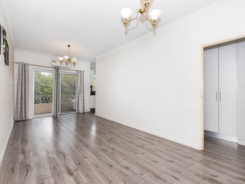 2/150 Queen Victoria Street, Bexley NSW 2207