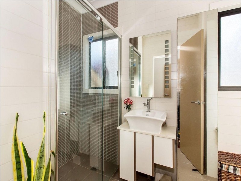 17 Universal Street, Mortdale NSW 2223