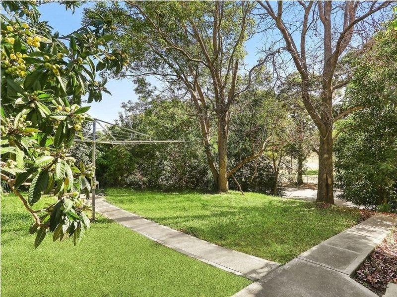 19 Pearce Avenue, Peakhurst NSW 2210