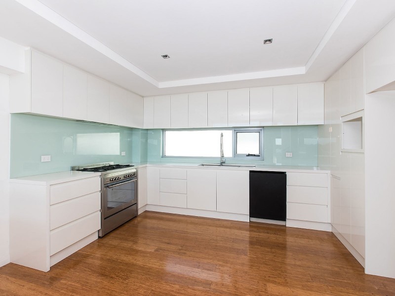 4/4 Florida Street, Sylvania NSW 2224