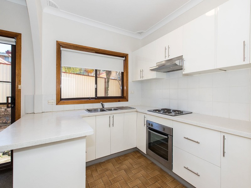 2/6 Arthur Street, Bexley NSW 2207