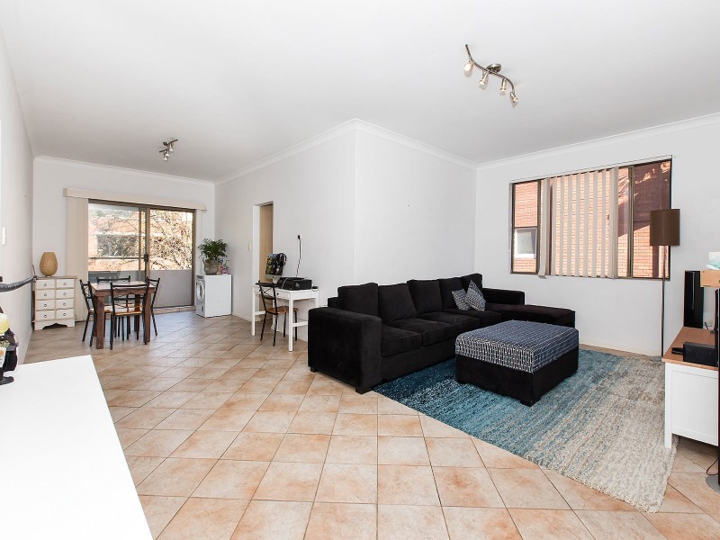 4/2 Crawford Road, Brighton-le-sands NSW 2216