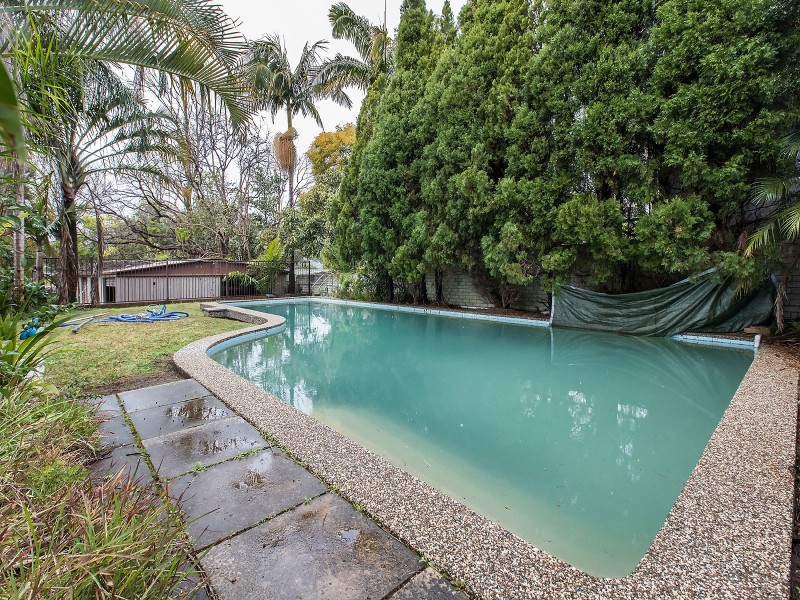 42 Toronto Parade, Sutherland NSW 2232