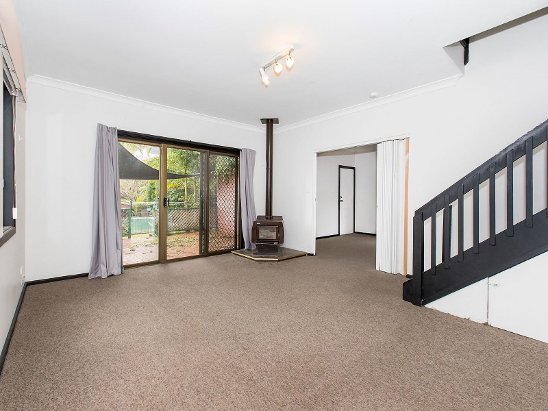 42 Toronto Parade, Sutherland NSW 2232
