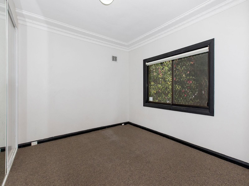 42 Toronto Parade, Sutherland NSW 2232