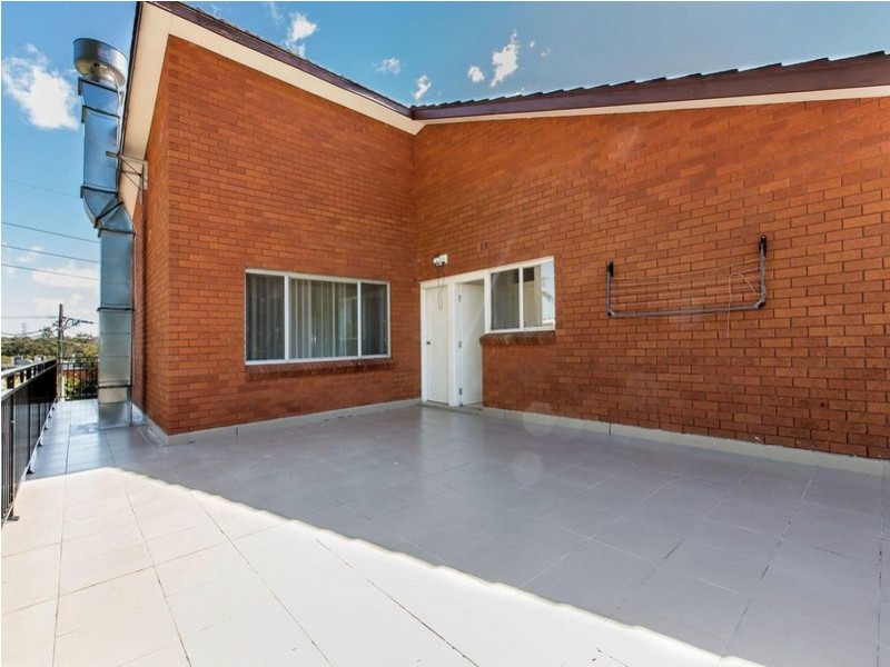 12A Marshall Road, Kirrawee NSW 2232