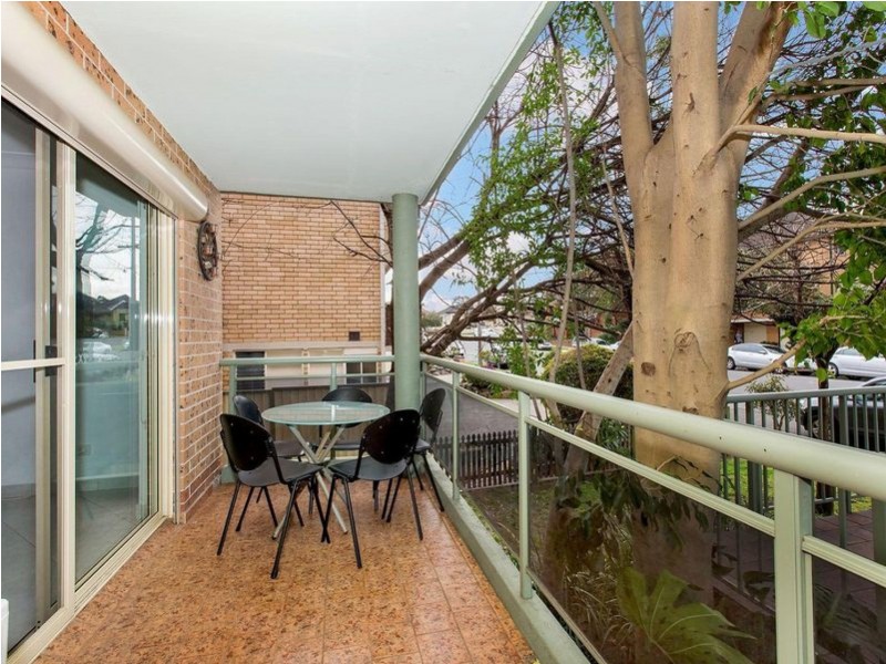 2/13 Oriental Street, Bexley NSW 2207