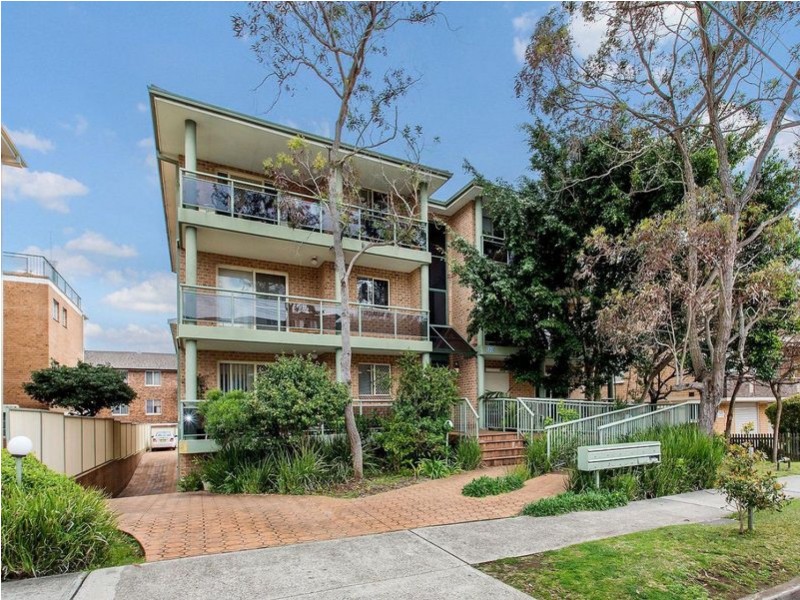 2/13 Oriental Street, Bexley NSW 2207