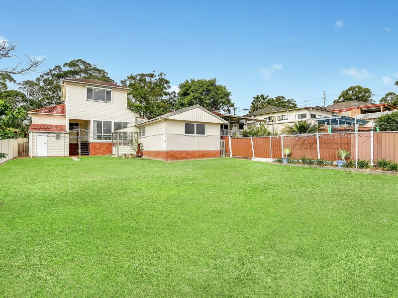 41 Acacia Road, Kirrawee NSW 2232