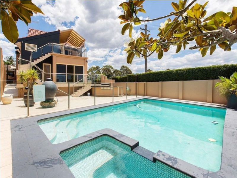 102 Woodlands Road, Taren Point NSW 2229