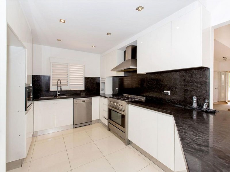 102 Woodlands Road, Taren Point NSW 2229