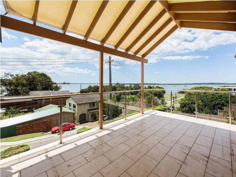 102 Woodlands Road, Taren Point NSW 2229