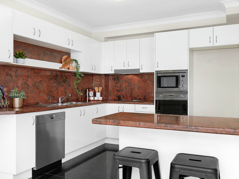 28/81 Woodlands Avenue, Lugarno NSW 2210