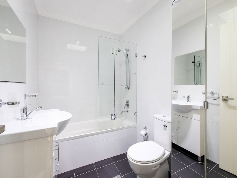 2/7-11 Ludgate Street, Roselands NSW 2196